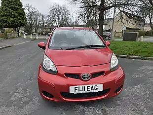 Used 2011 Toyota Aygo Ice Red - Interior and Exterior details 3
