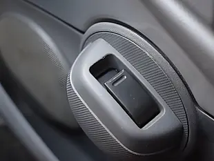 Used 2011 Toyota Aygo Ice Silver - Interior and Exterior details 11