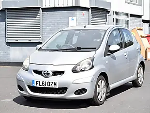 Used 2011 Toyota Aygo Ice Silver - Interior and Exterior details 3