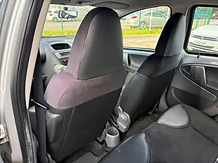 Used 2011 Toyota Aygo Ice Silver - Interior and Exterior details 16
