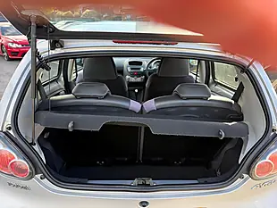 Used 2011 Toyota Aygo Ice Silver - Interior and Exterior details 19