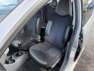Used 2011 Toyota Aygo Ice Silver - Interior and Exterior details 20