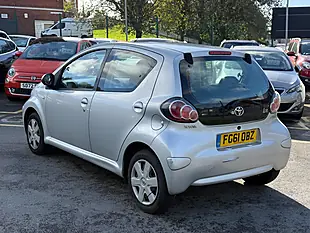Used 2011 Toyota Aygo Ice Silver - Interior and Exterior details 4