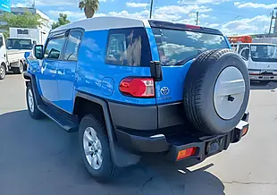 Used 2011 Toyota Fj Cruiser AWD Colour Package Blue - Interior and Exterior details 3