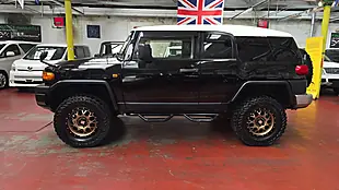 Used 2011 Toyota Fj Cruiser Black Colour Pkg 4WD Lift Up Kit Black - Interior and Exterior details 18