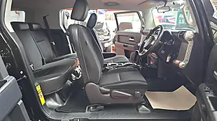 Used 2011 Toyota Fj Cruiser Black Colour Pkg 4WD Lift Up Kit Black - Interior and Exterior details 8