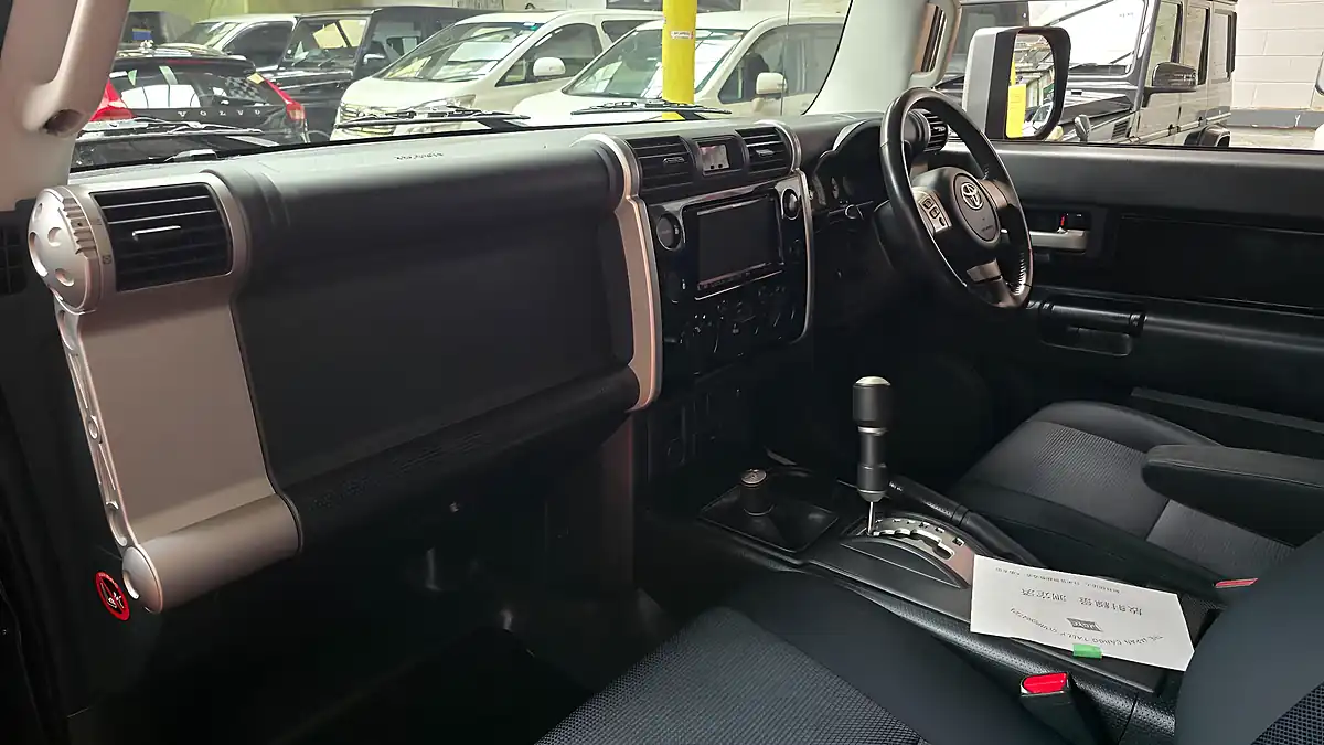 Used 2011 Toyota Fj Cruiser Colour Package Black - Interior and Exterior details 11