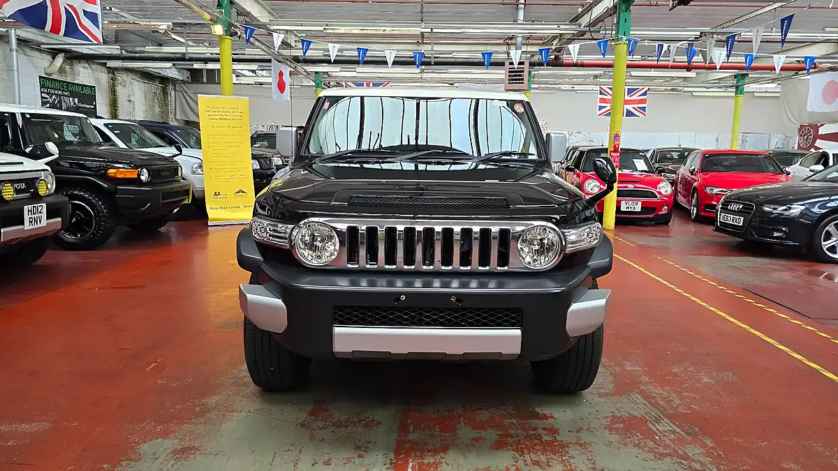 Used 2011 Toyota Fj Cruiser Colour Package Black - Interior and Exterior details 3