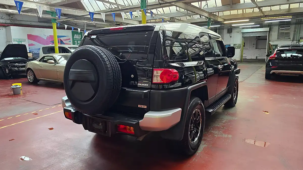 Used 2011 Toyota Fj Cruiser Colour Package Black - Interior and Exterior details 4