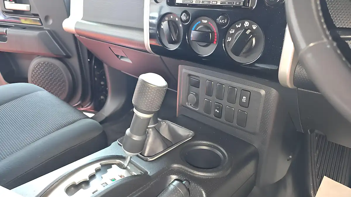 Used 2011 Toyota Fj Cruiser Colour Package Black - Interior and Exterior details 8