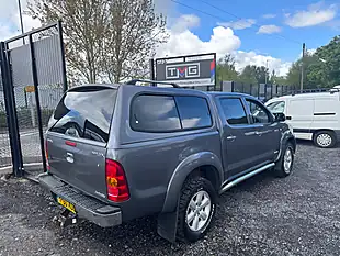 Used 2011 Toyota Hilux Invincible Grey - Interior and Exterior details 11