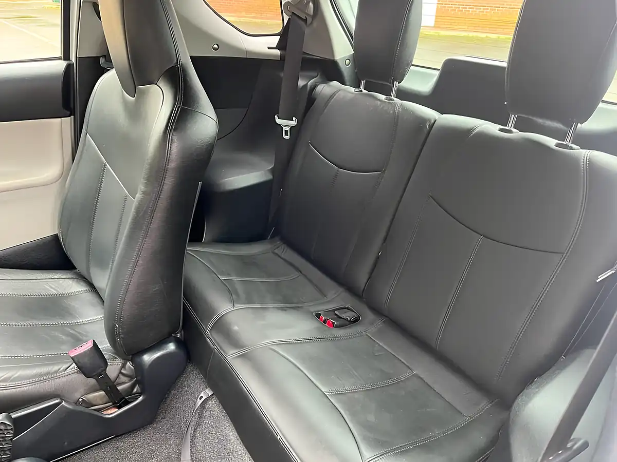 Used 2011 Toyota Iq 3 White - Interior and Exterior details 13