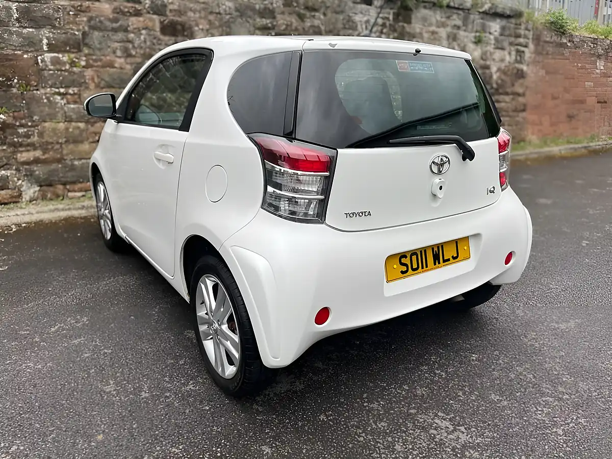 Used 2011 Toyota Iq 3 White - Interior and Exterior details 6