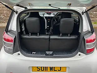 Used 2011 Toyota Iq 3 White - Interior and Exterior details 9