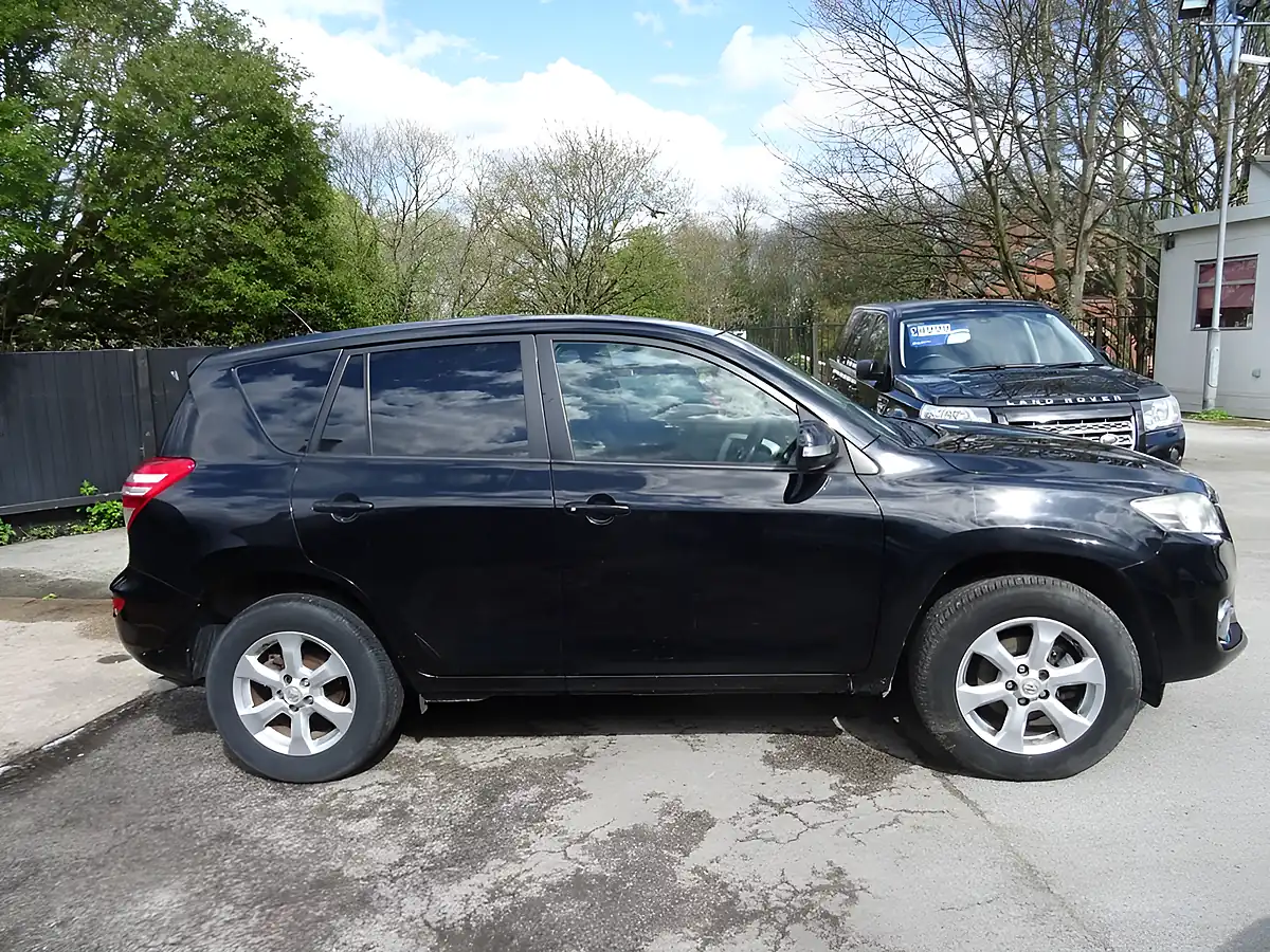 Used 2011 Toyota Rav4 Xt-R Black - Interior and Exterior details 4