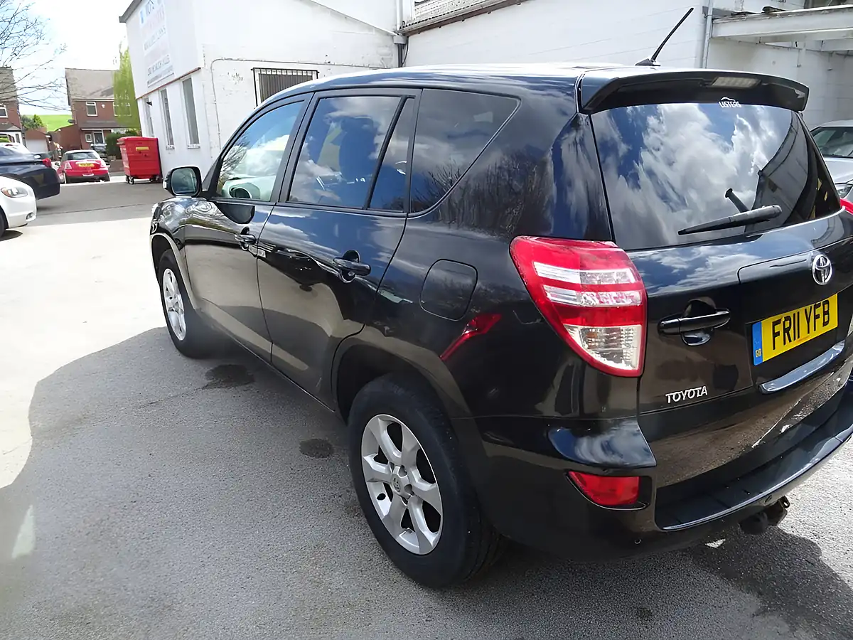 Used 2011 Toyota Rav4 Xt-R Black - Interior and Exterior details 6