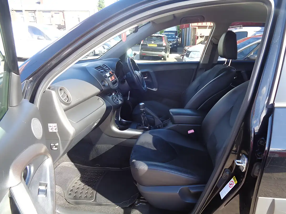 Used 2011 Toyota RAV4 Xt-R Black - Interior and Exterior details 13