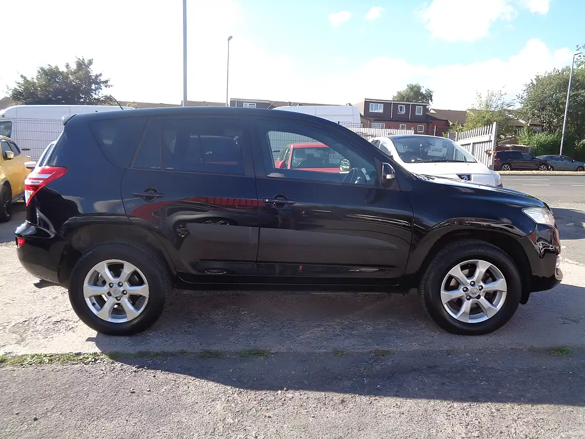 Used 2011 Toyota RAV4 Xt-R Black - Interior and Exterior details 3