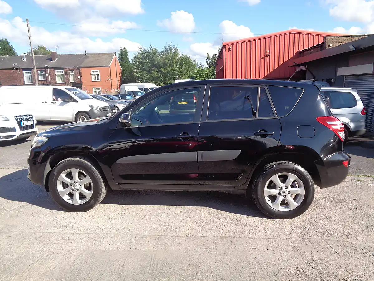Used 2011 Toyota RAV4 Xt-R Black - Interior and Exterior details 7