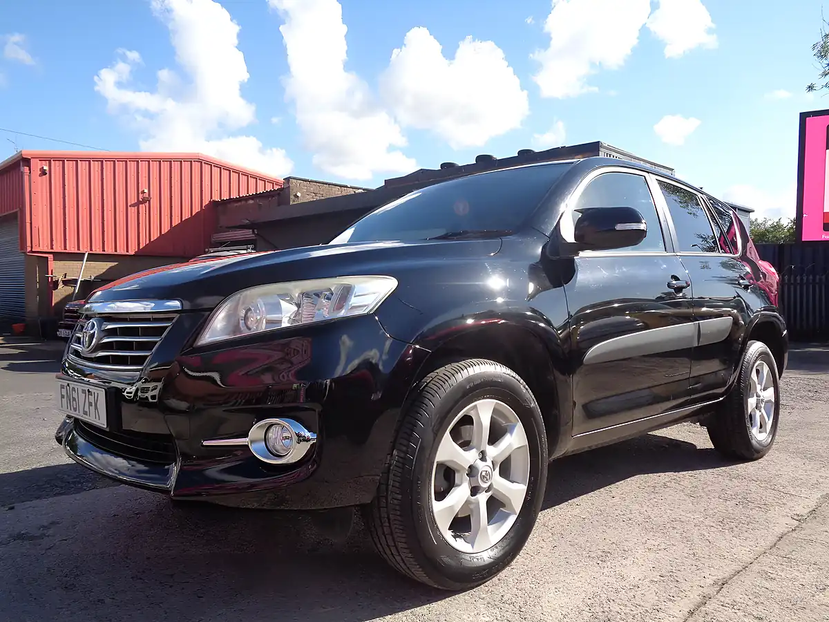 Used 2011 Toyota RAV4 Xt-R Black - Interior and Exterior details 8