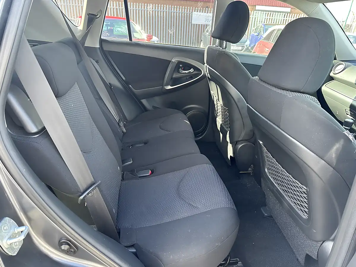 Used 2011 Toyota RAV4 Xt-R Grey - Interior and Exterior details 11