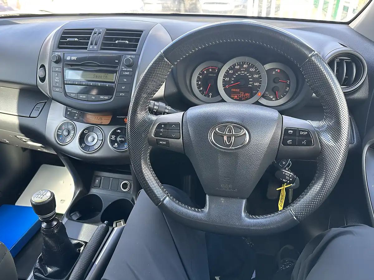 Used 2011 Toyota RAV4 Xt-R Grey - Interior and Exterior details 16