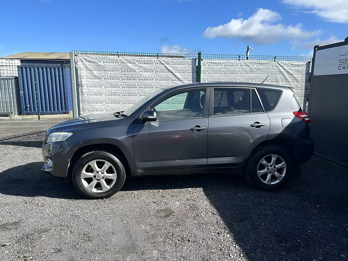 Used 2011 Toyota RAV4 Xt-R Grey - Interior and Exterior details 6