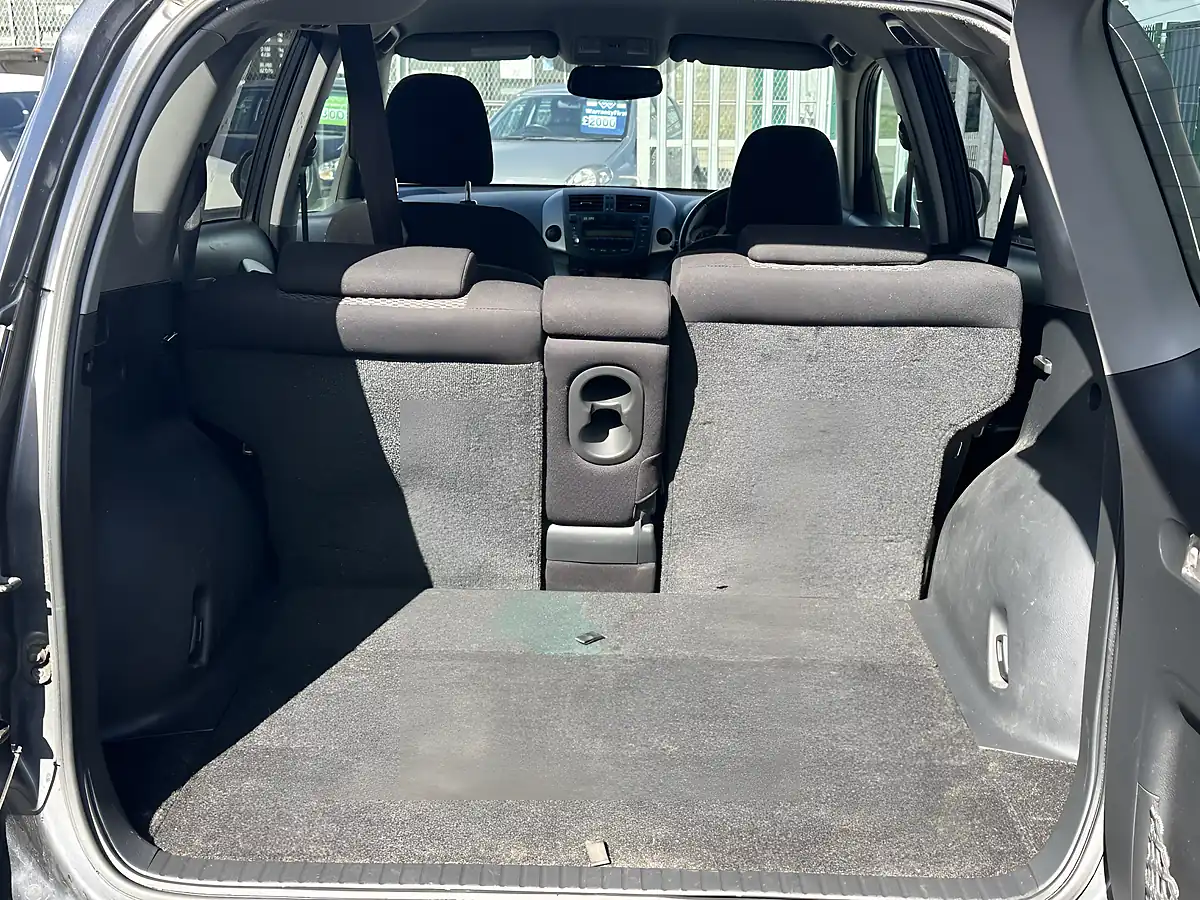 Used 2011 Toyota RAV4 Xt-R Grey - Interior and Exterior details 8