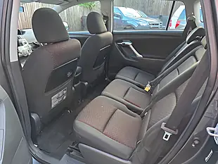 Used 2011 Toyota Verso Tr Grey - Interior and Exterior details 13