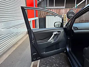 Used 2011 Toyota Verso Tr Grey - Interior and Exterior details 16
