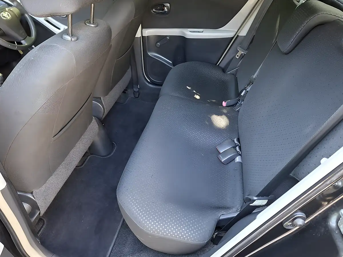 Used 2011 Toyota Yaris T Spirit Black - Interior and Exterior details 10
