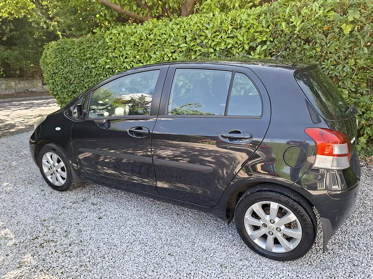 Used 2011 Toyota Yaris T Spirit Black - Interior and Exterior details 4
