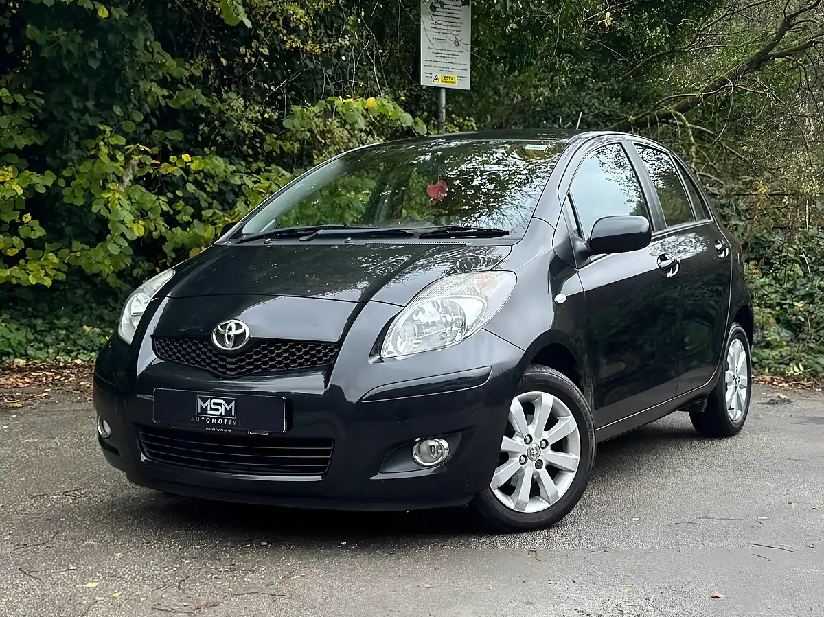 Used 2011 Toyota Yaris T Spirit Black - Interior and Exterior details 5