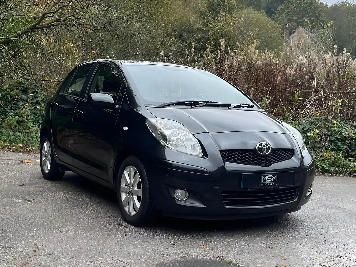 Used 2011 Toyota Yaris T Spirit Black - Interior and Exterior details 6