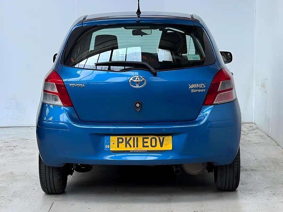 Used 2011 Toyota Yaris T Spirit Island Blue - Interior and Exterior details 5