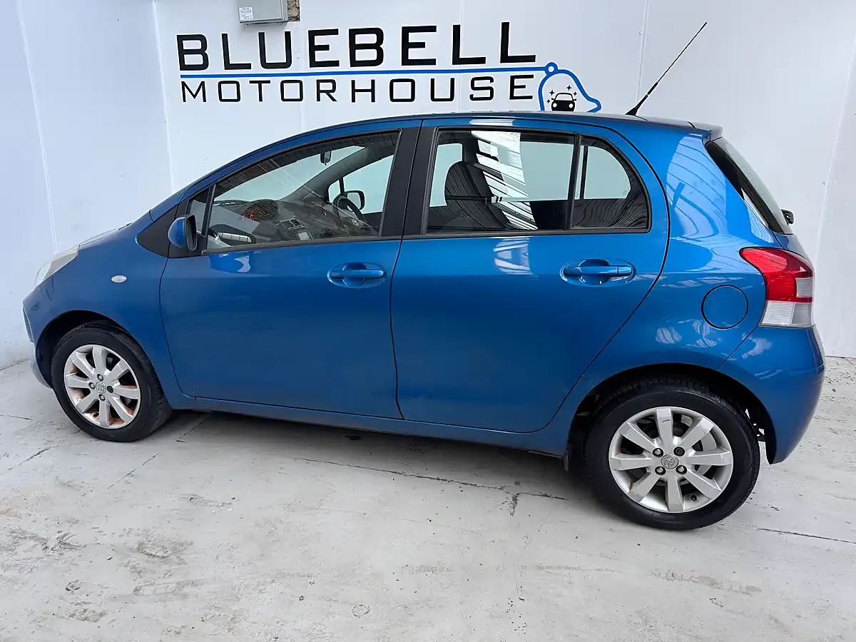 Used 2011 Toyota Yaris T Spirit Island Blue - Interior and Exterior details 6