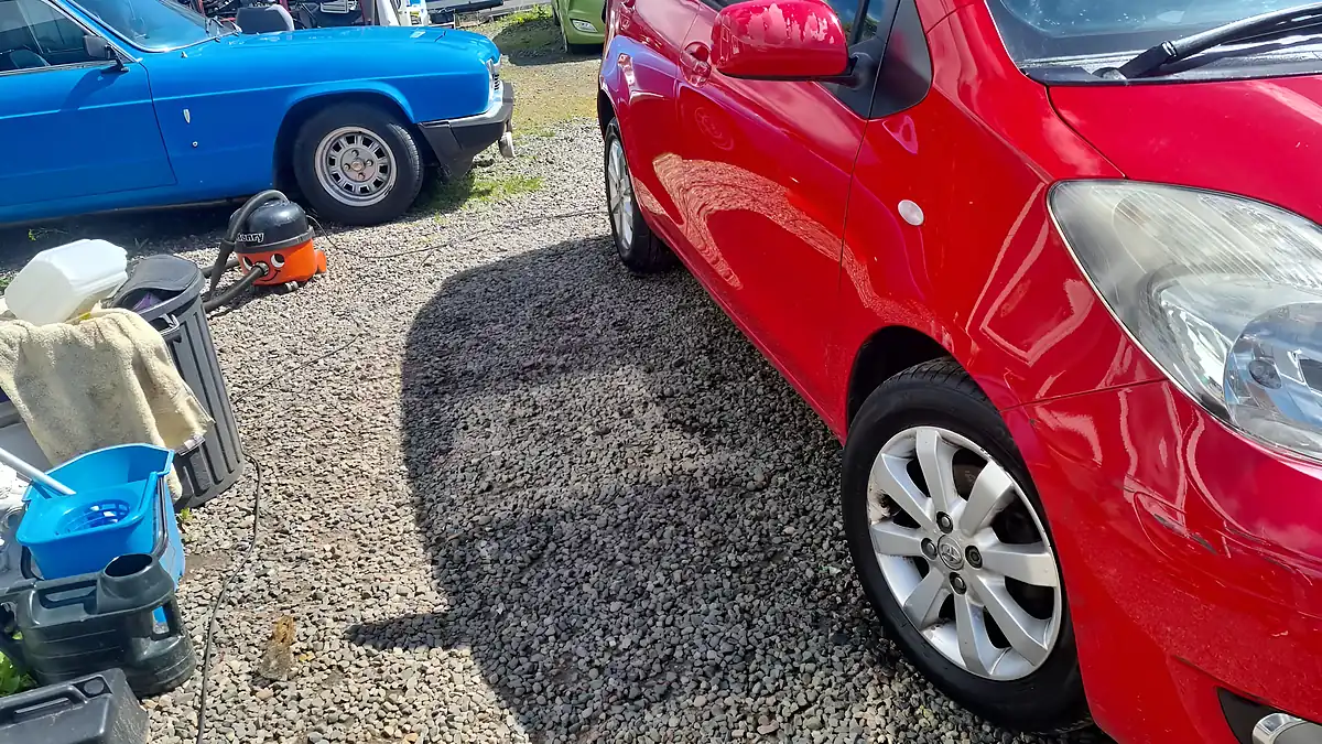 Used 2011 Toyota Yaris T Spirit Nav Red - Interior and Exterior details 4