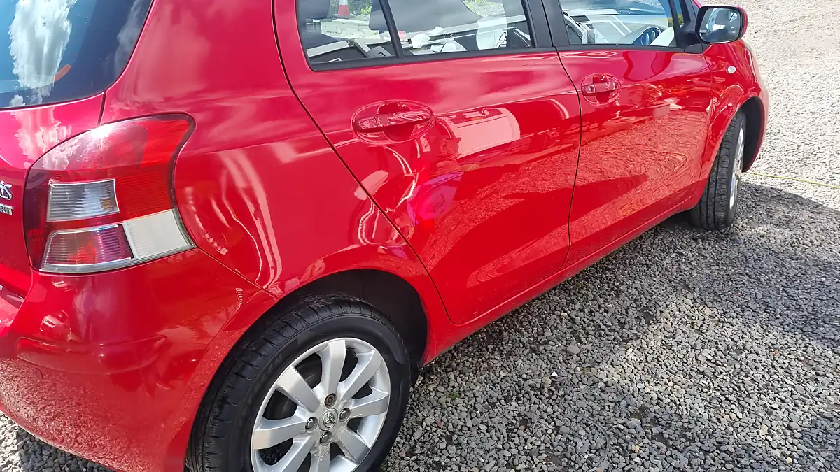 Used 2011 Toyota Yaris T Spirit Nav Red - Interior and Exterior details 5