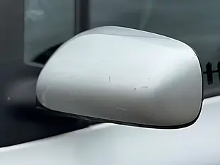 Used 2011 Toyota Yaris T Spirit Silver - Interior and Exterior details 9