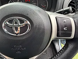 Used 2011 Toyota Yaris Tr Blue - Interior and Exterior details 13