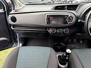Used 2011 Toyota Yaris Tr Blue - Interior and Exterior details 14