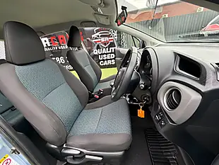 Used 2011 Toyota Yaris Tr Blue - Interior and Exterior details 15