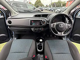 Used 2011 Toyota Yaris Tr Blue - Interior and Exterior details 2
