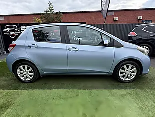 Used 2011 Toyota Yaris Tr Blue - Interior and Exterior details 7