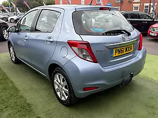Used 2011 Toyota Yaris Tr Blue - Interior and Exterior details 9