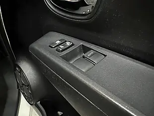 Used 2011 Toyota Yaris Tr White - Interior and Exterior details 14