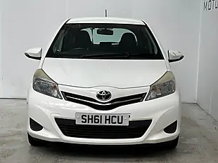 Used 2011 Toyota Yaris Tr White - Interior and Exterior details 2