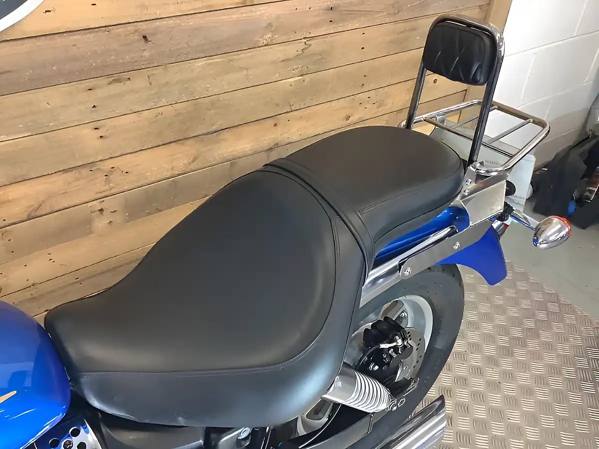 Used 2011 Triumph Bonneville Blue - Interior and Exterior details 18