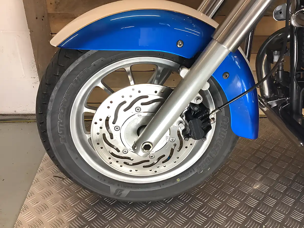 Used 2011 Triumph Bonneville Blue - Interior and Exterior details 20