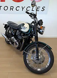 Used 2011 Triumph Bonneville T100 Green - Interior and Exterior details 2